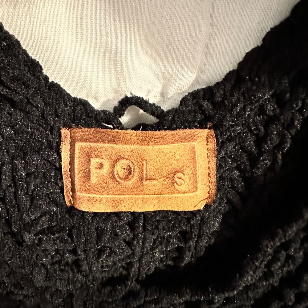POL Scoop-Neck Chunky Knit Sweater. - Picture 4 of 8